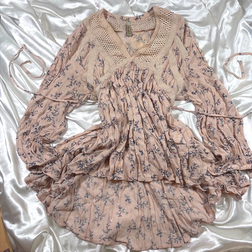 y2k R&B Tunic Top Pink Excellent Boho Crochet Floral High Low Ruffle Blouse